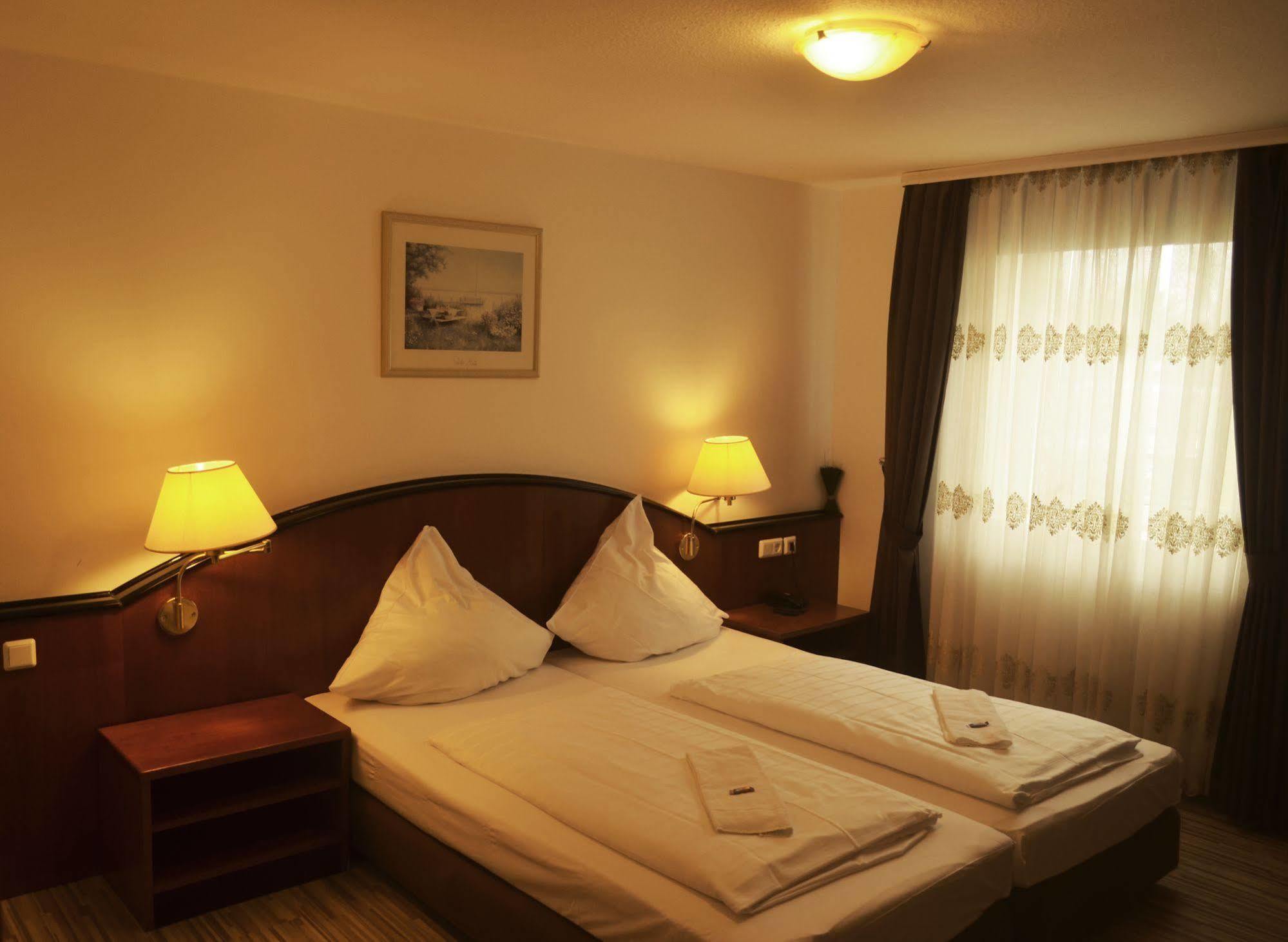 As Hotel Gottingen Luaran gambar